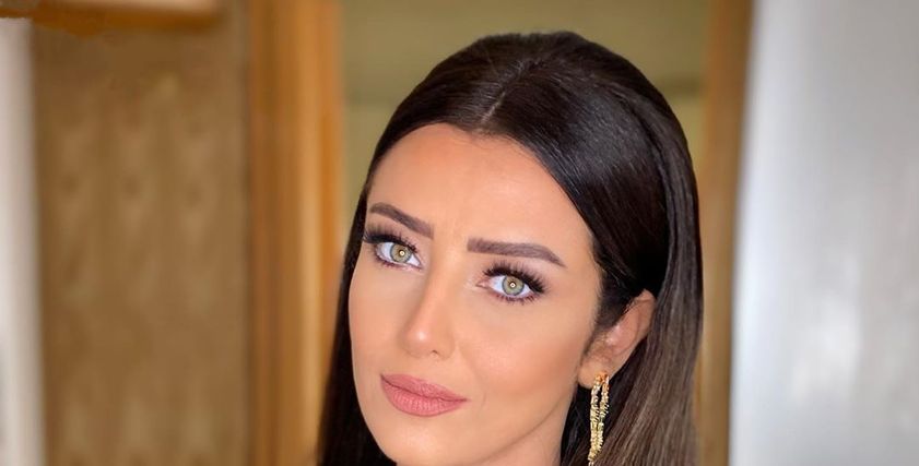 الإعلامية رضوى الشربيني
