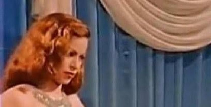 50 صورة لأيقونة الجمال هند رستم.. هكذا كانت ملكة الإغراء