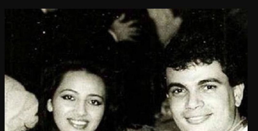 عمرو دياب وخطيبته ايناس