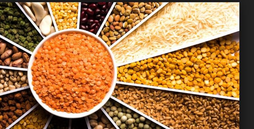 بينها الشوفان والمكسرات.. مجموعات غذائية تحافظ على صحة القلب