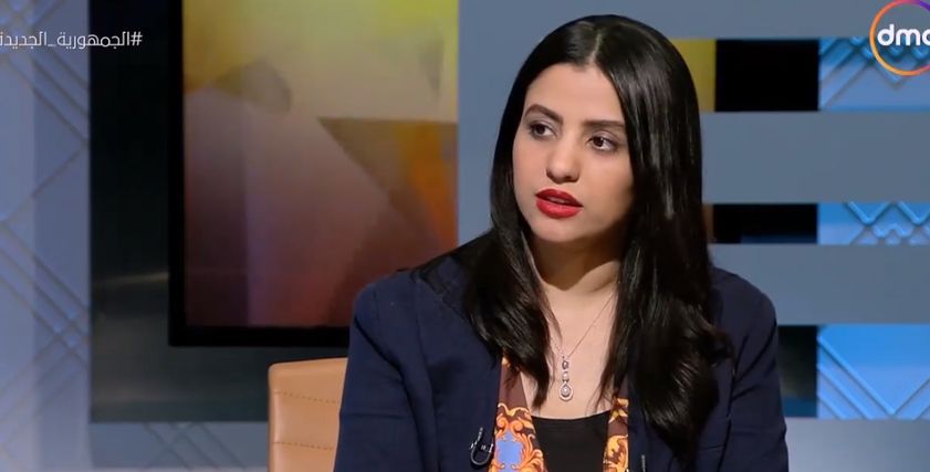 الفنانة التشكيلية سارة عبدربه