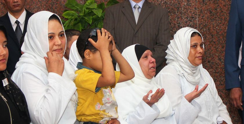 مجموعة من الغارمات السجينات