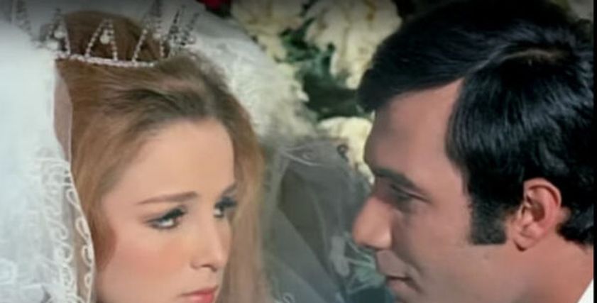 محمود ياسين ونجلاء فتحي