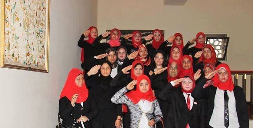 صورة من حملة مجندة مصرية