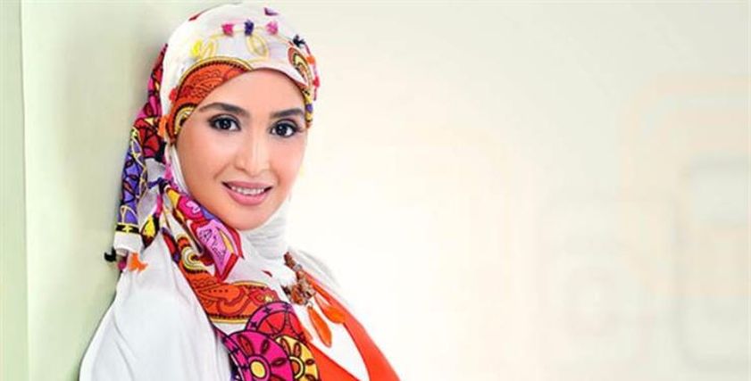 الفنانة حنان ترك