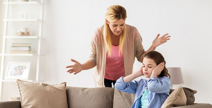 علاقة الأم بأبنائها