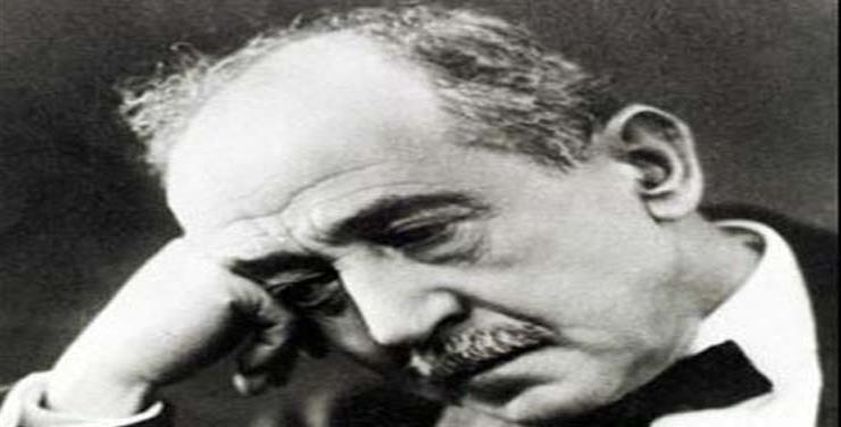 الشاعر أحمد شوقي