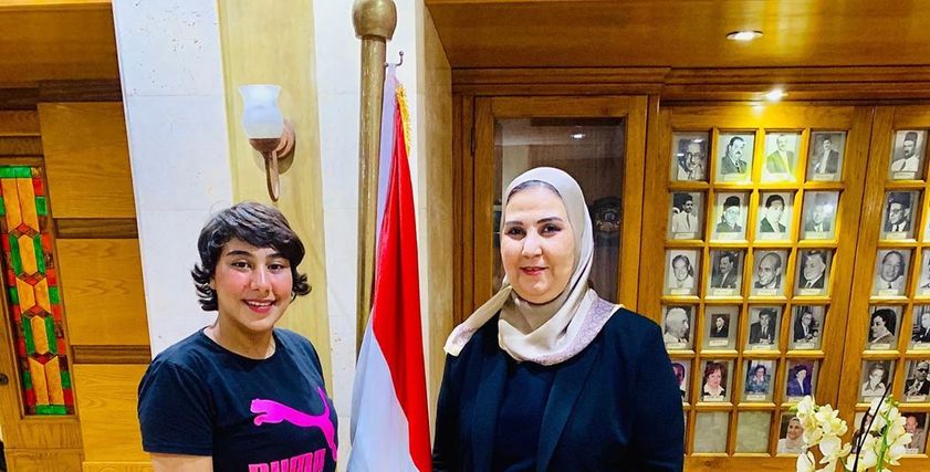 منة عبد العزيز تتحدث لـ