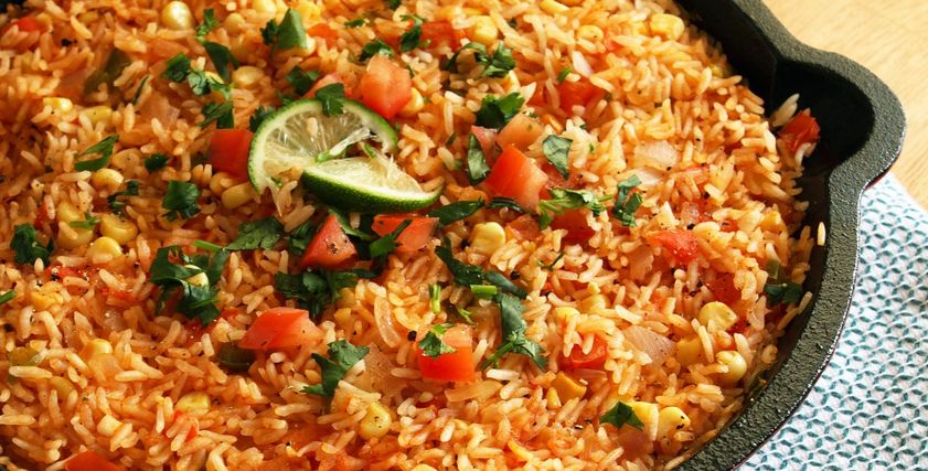 أرز بالطماطم