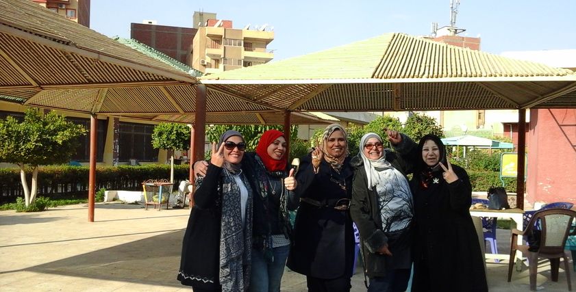 سيدات الإسماعيلية في طابور تأييد ترشح السيسي 