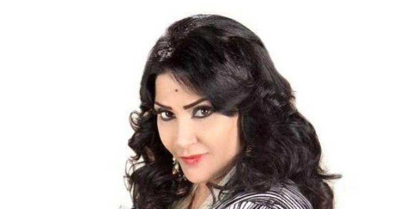 الفنانة الكوميدية بدرية طلبة