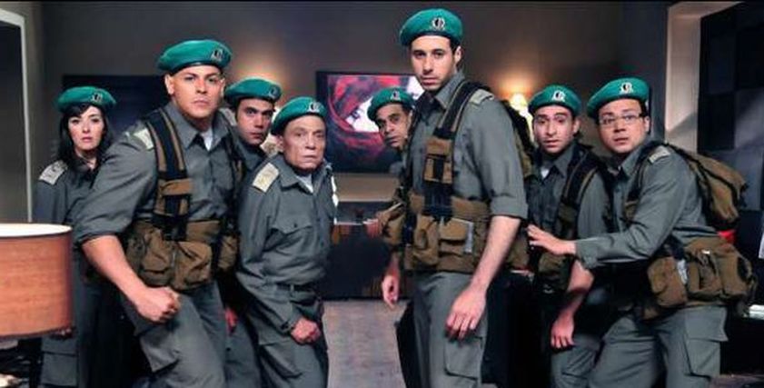 كواليس عمل جمع عادل إمام وابنائه