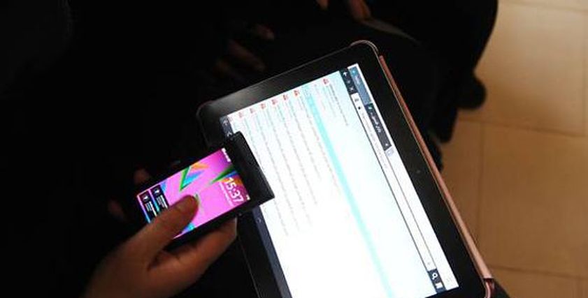 حكم تجسس  الخاطب على مخطوبته..