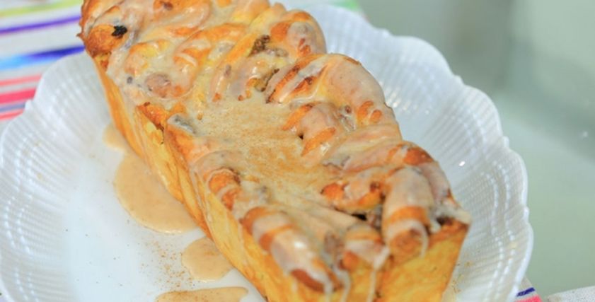 خبز القرفة بالتفاح