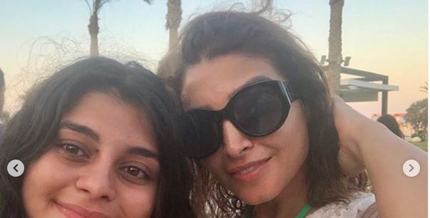 مع حلول المدارس.. رضوى الشربيني: 