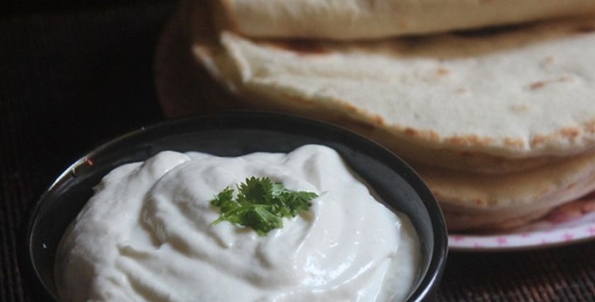 طريقة عمل الثومية بالزبادي