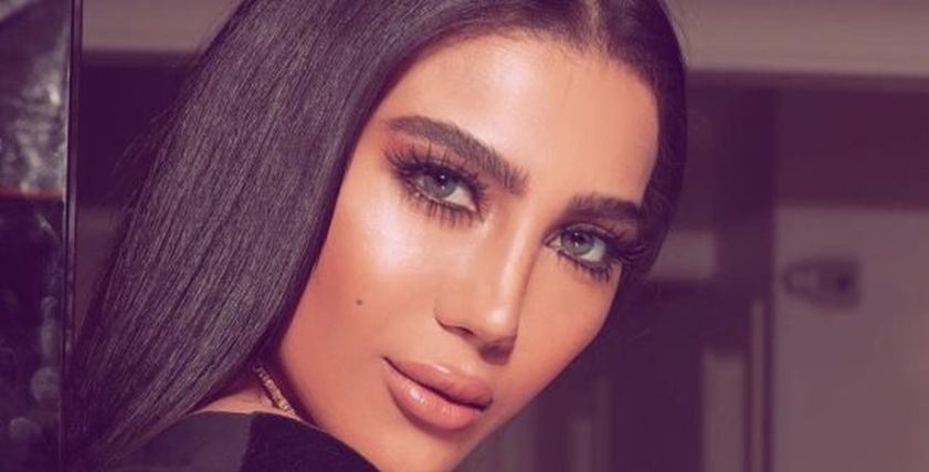 خبيرة التجميل دينا راغب