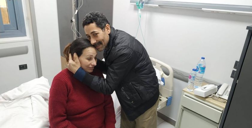 إبراهيم وسناء يرزقان بطفلتهما الأولى بعد 25 سنة