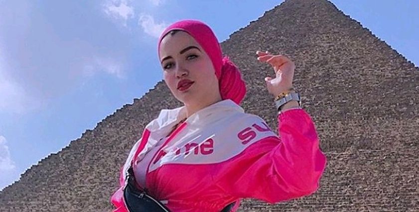 حنين حسام