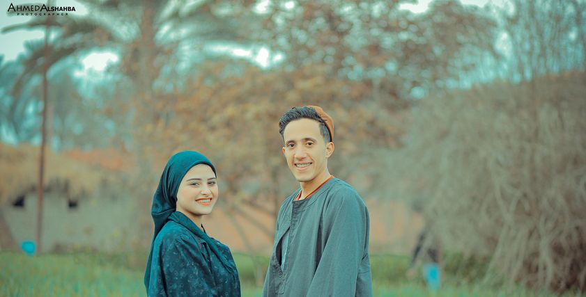 أحمد وخطيبته 