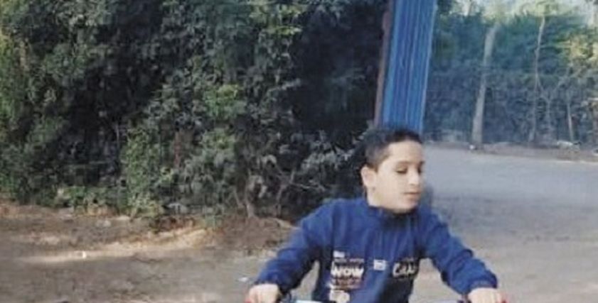 الطفل الكفيف مصطفى