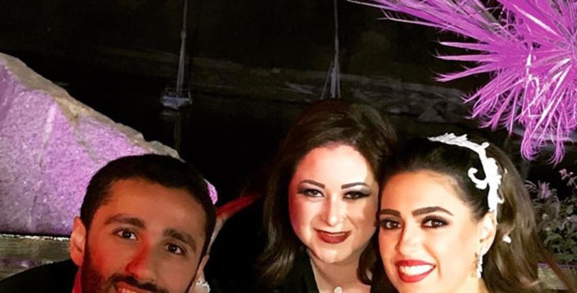 نضير وزوجها ومي نور الشريف