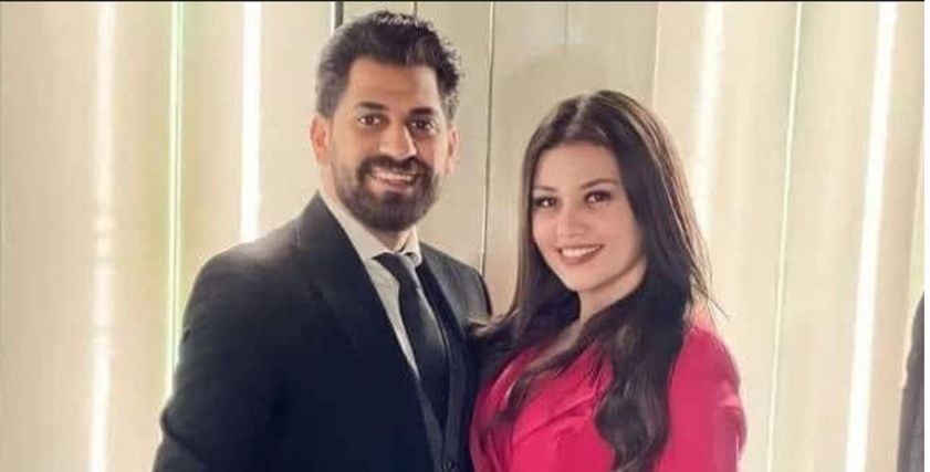الطبيب كيرلس القمص وخطيبته جينيفار