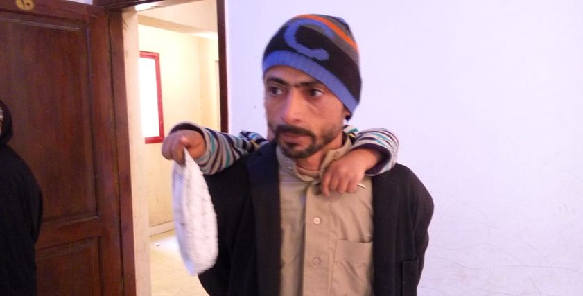 طفل البلكونة