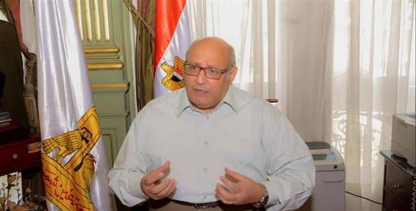 الدكتور عبدالوهاب عزت، رئيس الجامعة