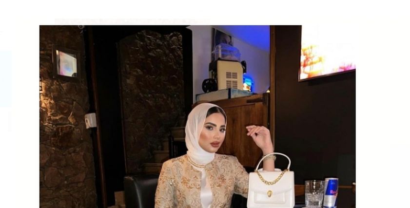 مصممة الأزياء نورا فرج