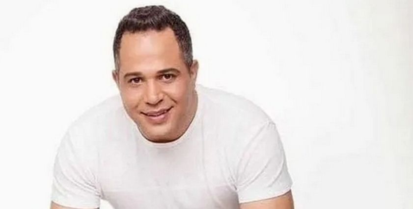 الفنان مصطفى درويش