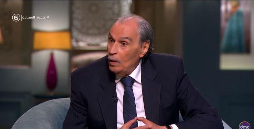 عزت العلايلي