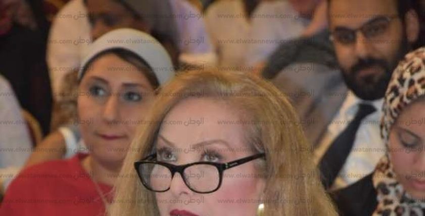 الفنانة رغدة