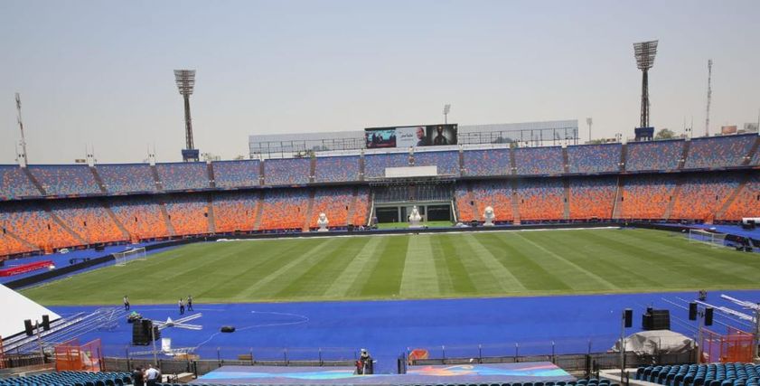استاد القاهرة