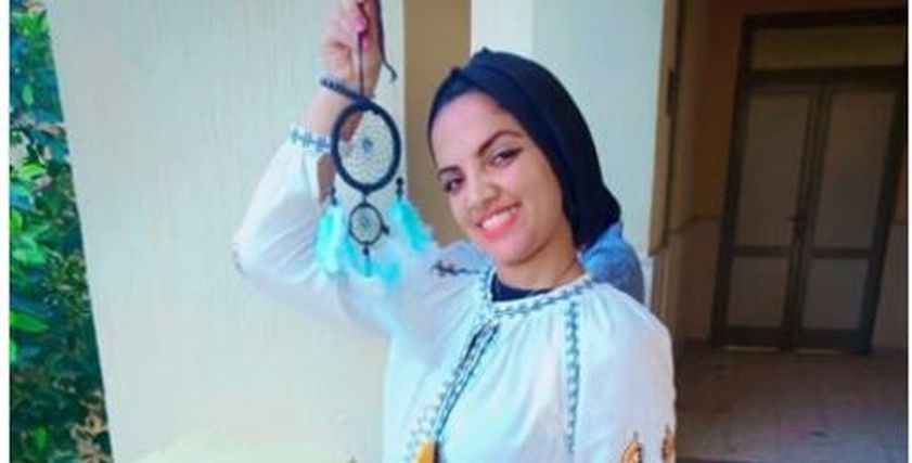 نادين خالد رئيس اتحاد طلاب كلية سياحة وفنادق جامعة مطروح 