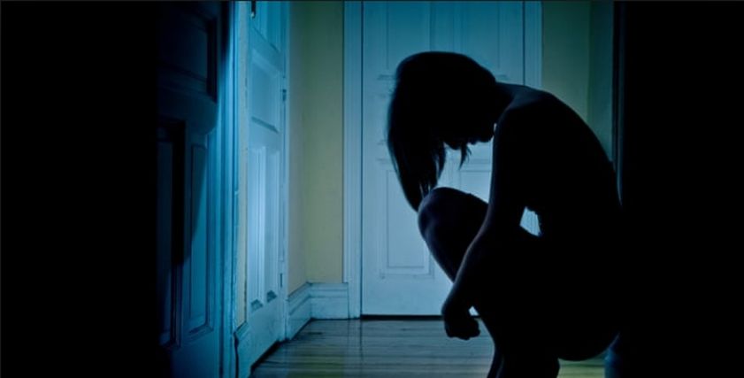 «مريم» تطلب «الخلع» بعد 4 شهور: «ما لمسنيش.. وطردني بقميص النوم في نص الليل»
