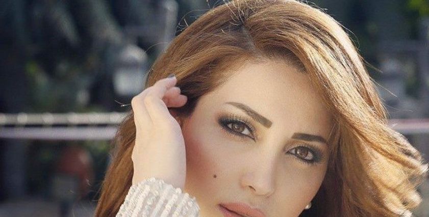 الفنانة نسرين طافش
