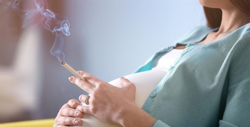 المرأة المدخنة خلال فترة الحمل