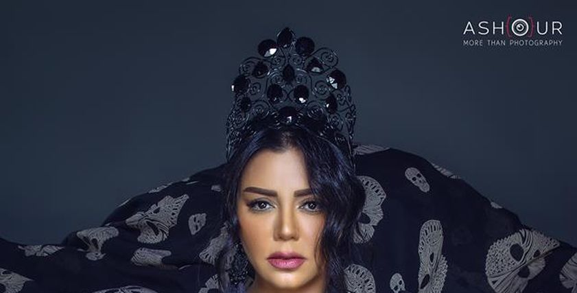 بالصور| رانيا يوسف تنشر برفقة أبطال  مسلسل