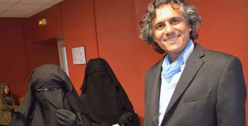 الملياردير الجزائري رشيد نكاز يتكفل بدفع غرامات منقبات الدنمارك