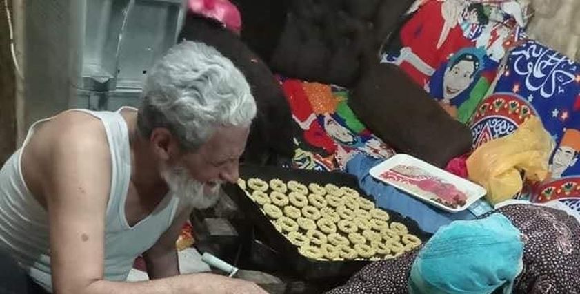 فتحي وأميمة حب 45 سنة