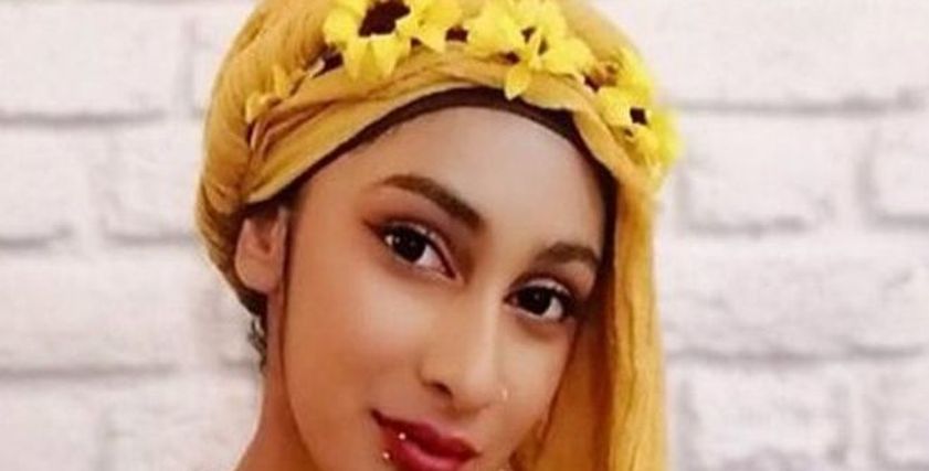 الشابة سواليهة إقبال