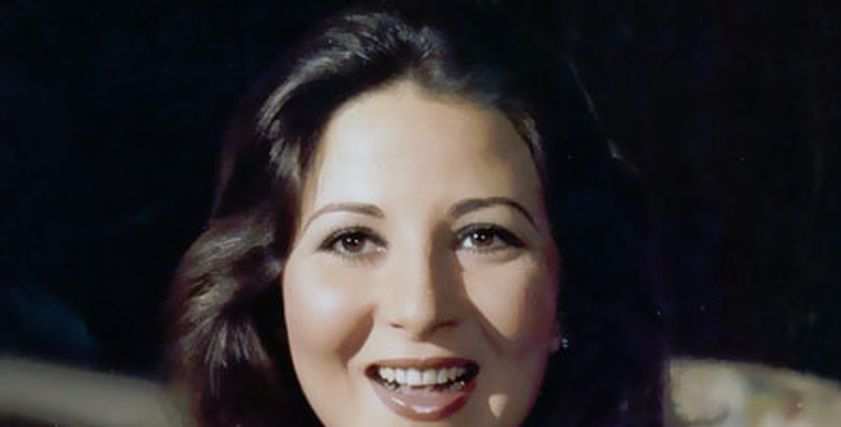 الفنانة بوسي