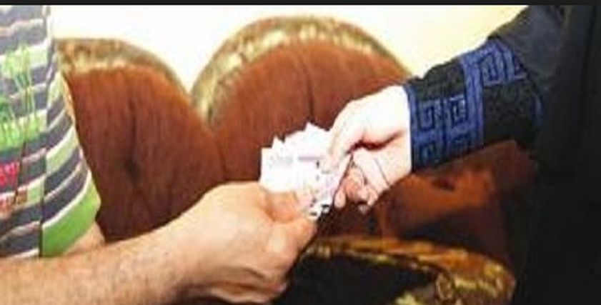 حكم تخلى الأب عن مسؤولياته المادية