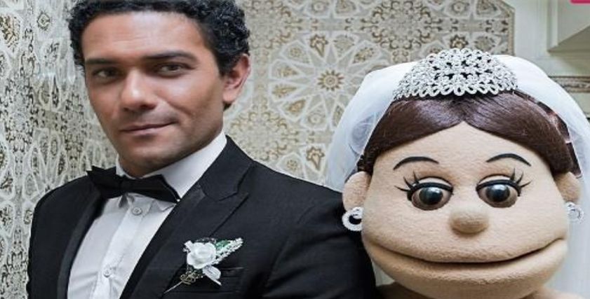 آسر ياسين وأبلة فاهيتا