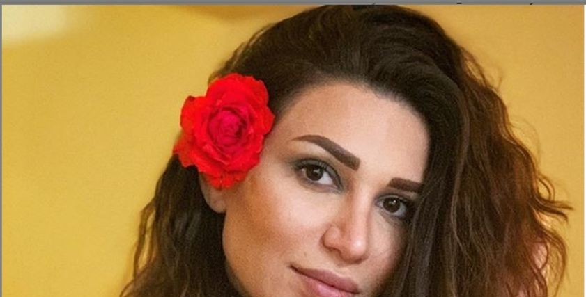 سارة نخله