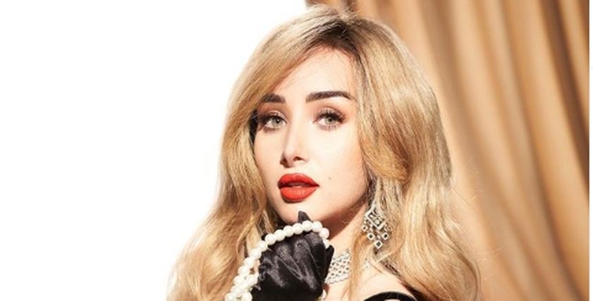 هنا الزاهد