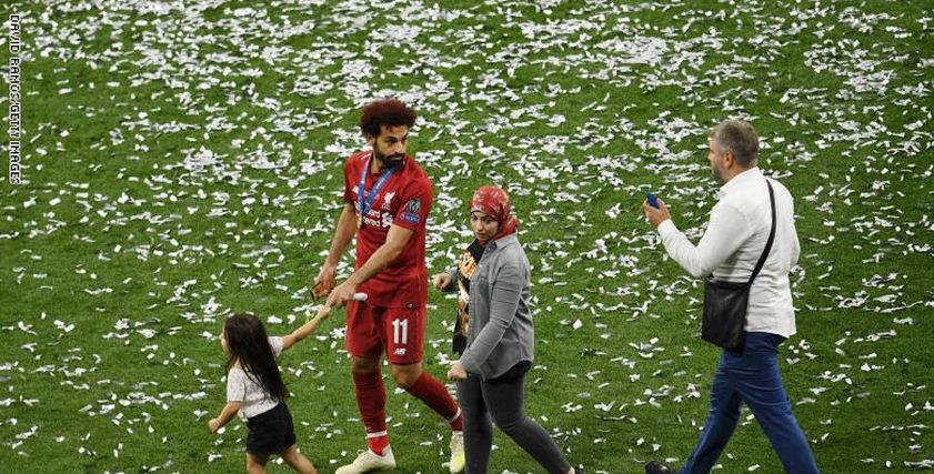 محمد صلاح وأسرته
