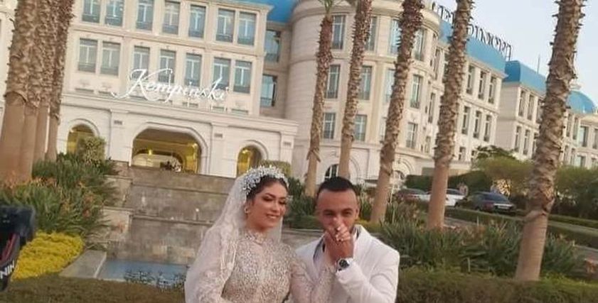 محمد مجدي أفشة وعروسه