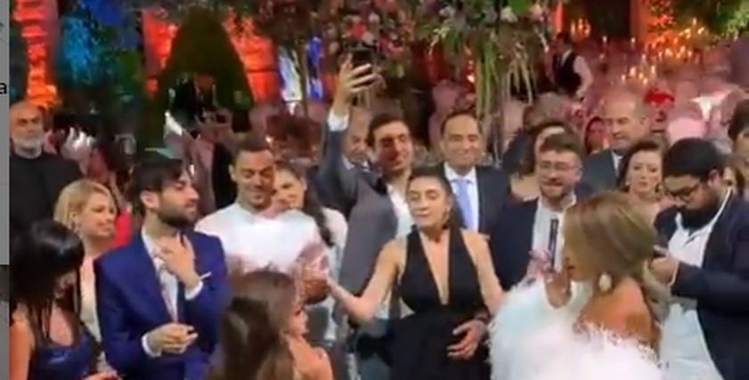 بالفيديو| وصلة رقص بين جوهرة ومايا دياب